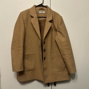 Woman’s large waist coat winter